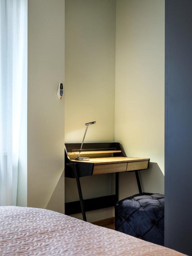 Tyzenhauz Apartments Pawia Street كراكوفيا المظهر الخارجي الصورة