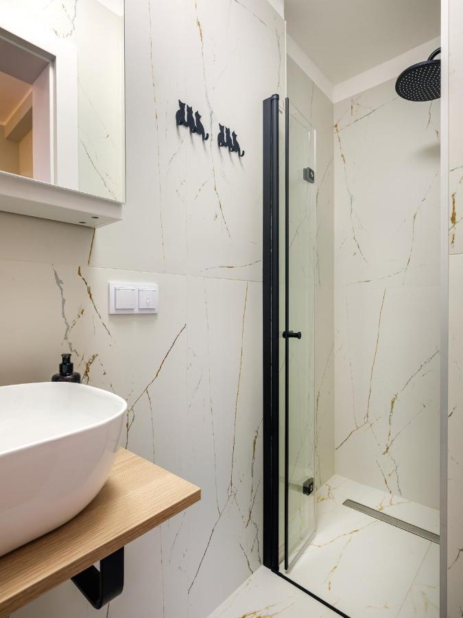 Tyzenhauz Apartments Pawia Street كراكوفيا المظهر الخارجي الصورة