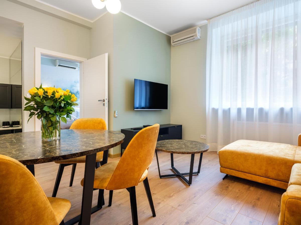 Tyzenhauz Apartments Pawia Street كراكوفيا المظهر الخارجي الصورة